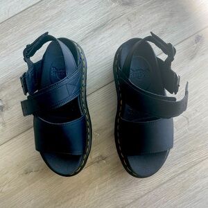 Brand new, never worn black platform Voss Quad Dr Martens